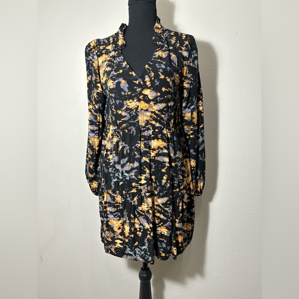 True Craft Black and Gold Long Sleeve Dress